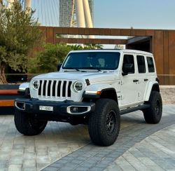 Cruise in Style with Jeep Wrangler